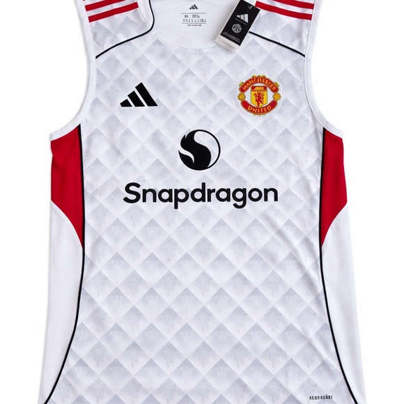 adidas Other - MANCHESTER UNITED 25/26 Authentic Adidas Vest Training Size XL